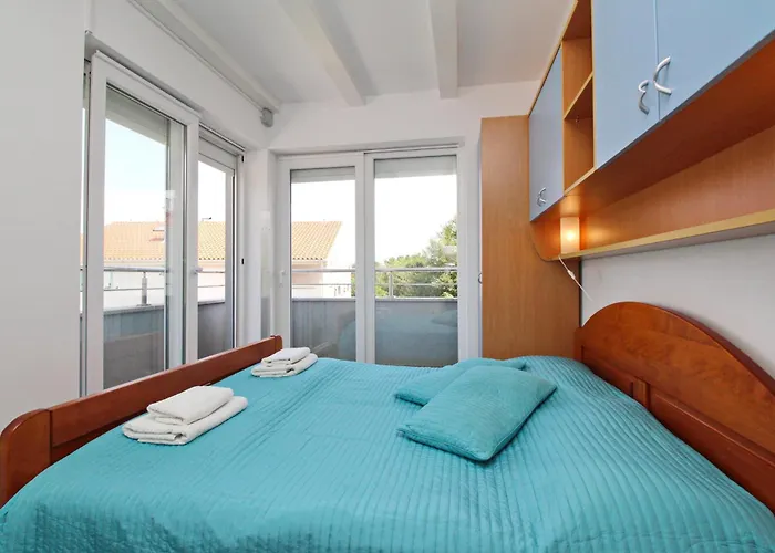 Apartmán With Parking Space Baska, Krk - 25018