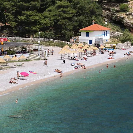 Apartmán With Parking Space Baska, Krk - 25018 *